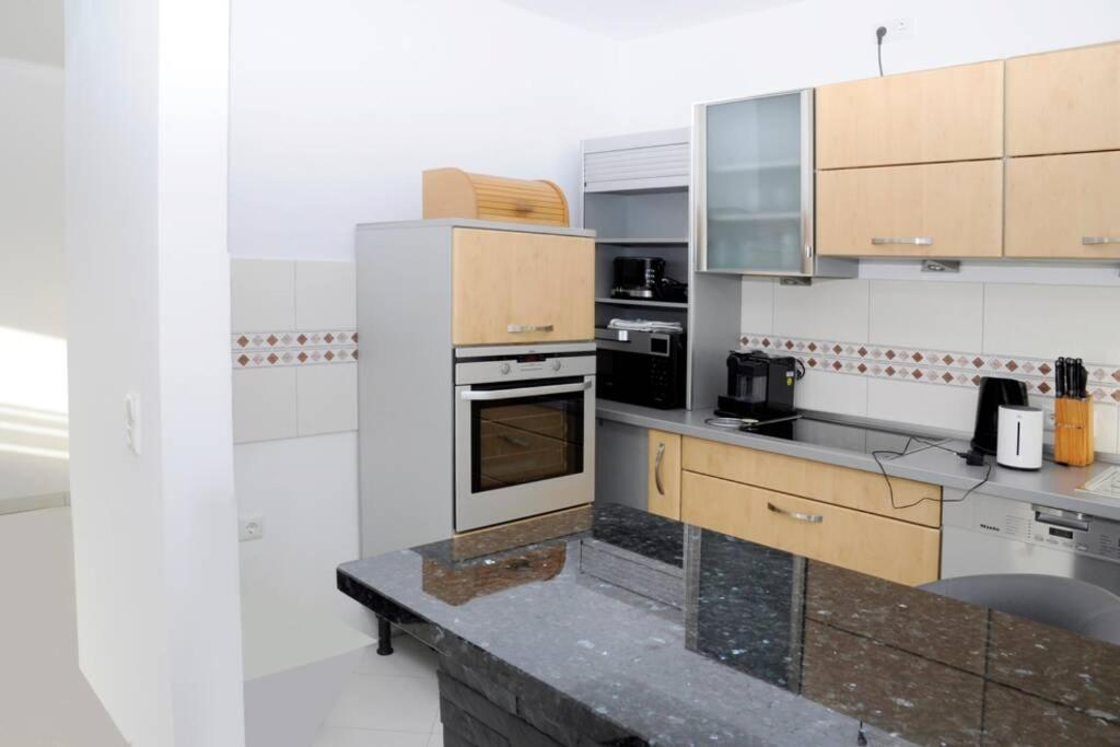 Traumhafte Kurstadt Apartment Moderne 2Zkb Balkon Pkw Stellplatz Bad Nauheim Exterior photo