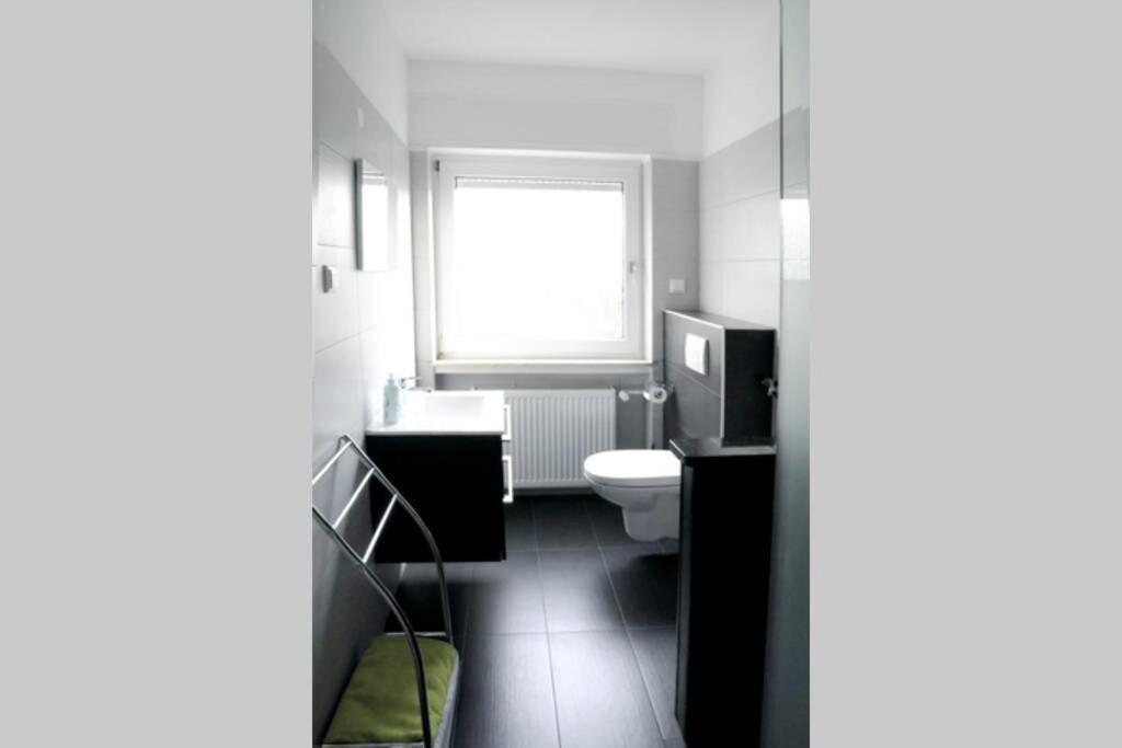 Traumhafte Kurstadt Apartment Moderne 2Zkb Balkon Pkw Stellplatz Bad Nauheim Exterior photo