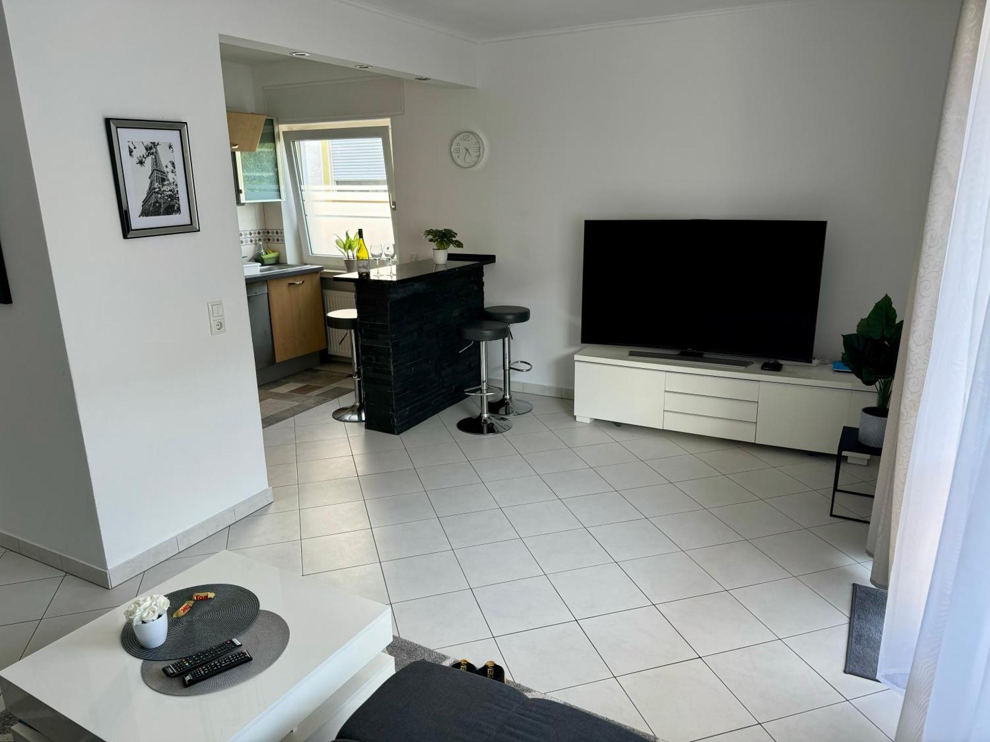 Traumhafte Kurstadt Apartment Moderne 2Zkb Balkon Pkw Stellplatz Bad Nauheim Exterior photo